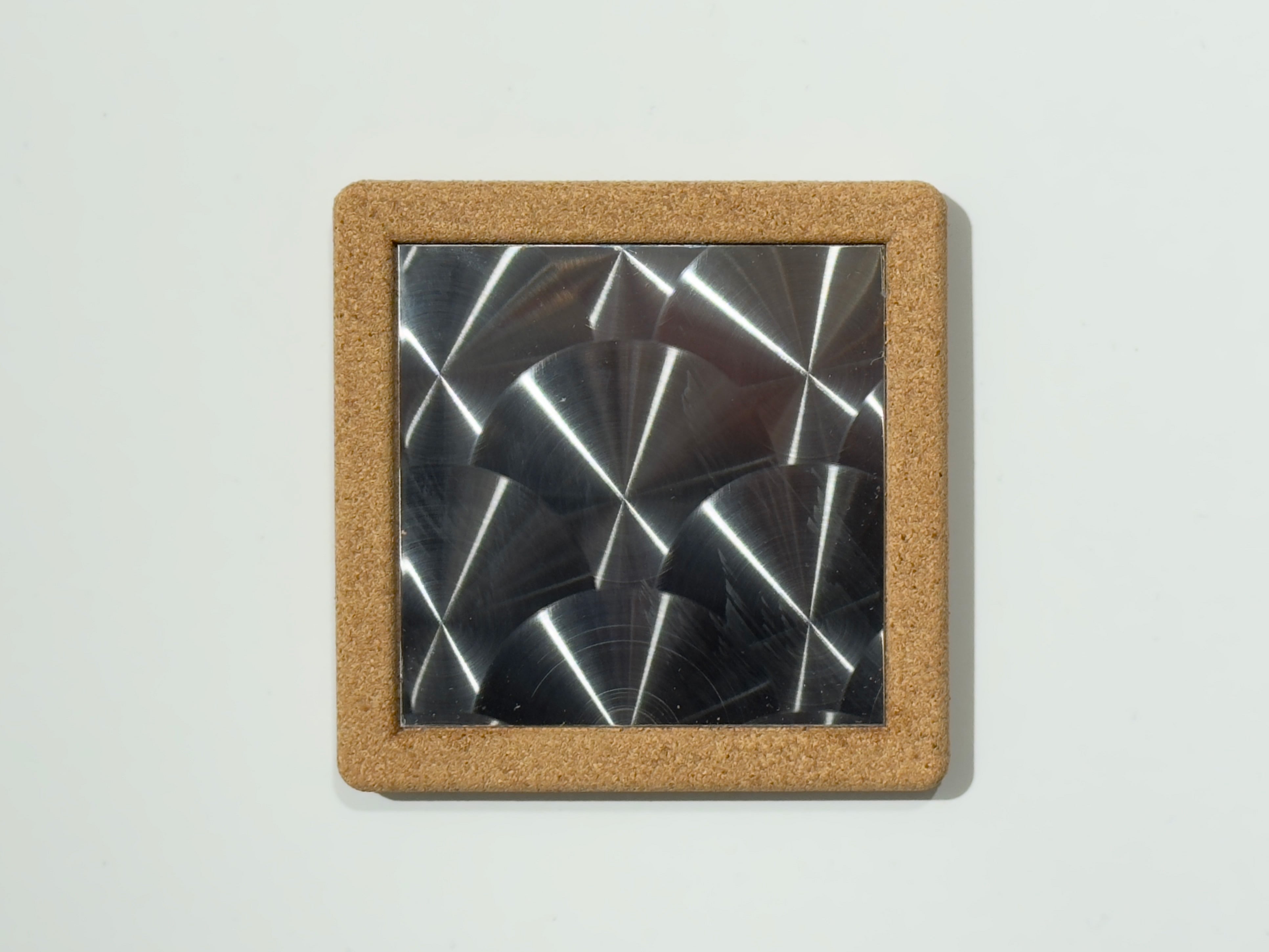 コースター ｜ ステンレス×コルク 《ウロコ柄》 End material -Coaster