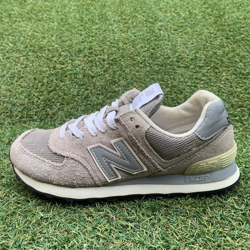 newbalance ML574VGY ニューバランス HC384