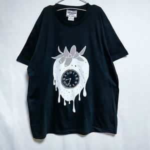 UNFINISHED非常識なイチゴTシャツ