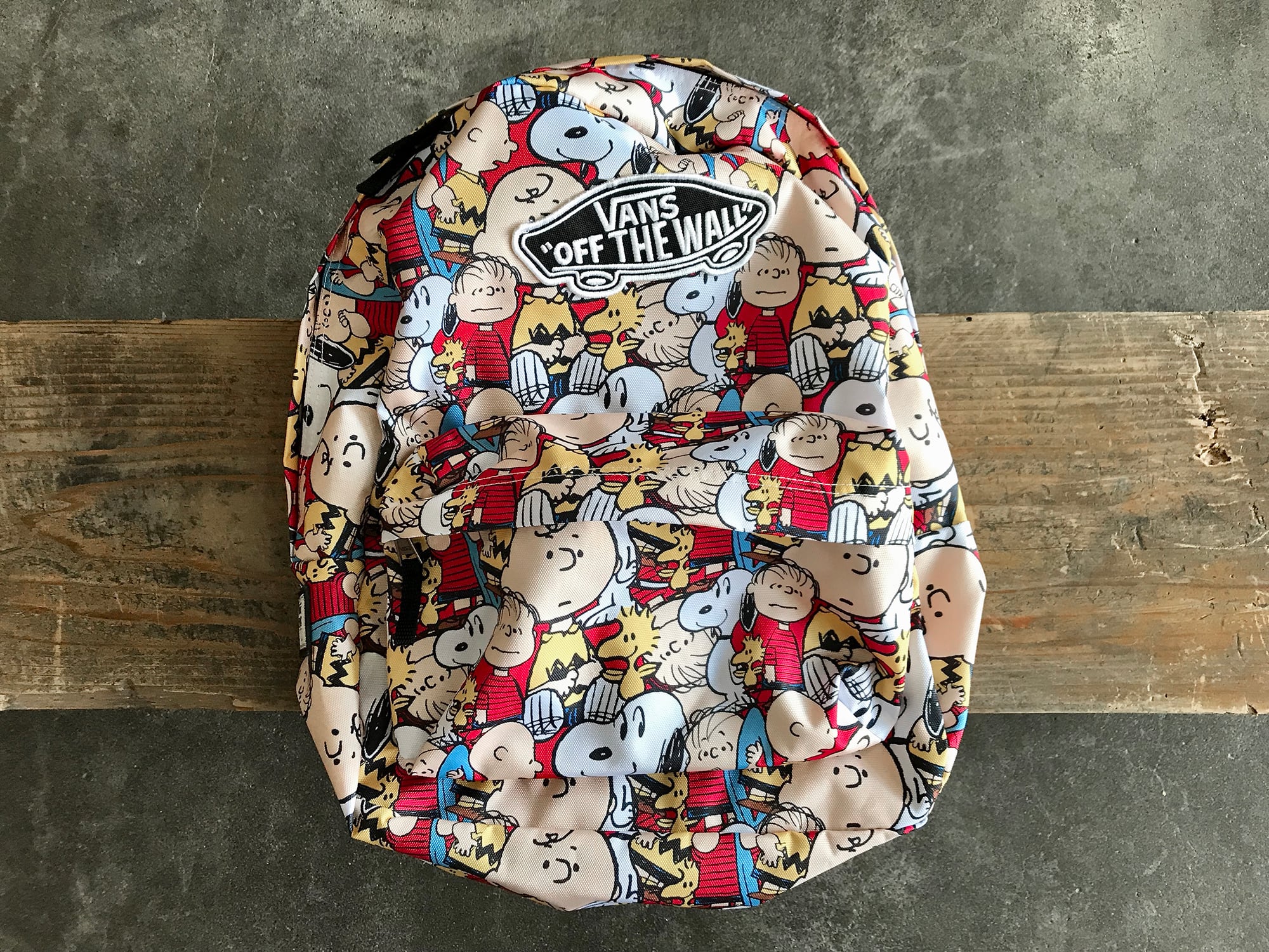 Vans peanuts outlet realm backpack