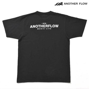 ANOTHER FLOW(アナザーフロー) 1978 1978 テキストプリント Tシャツ ブラック