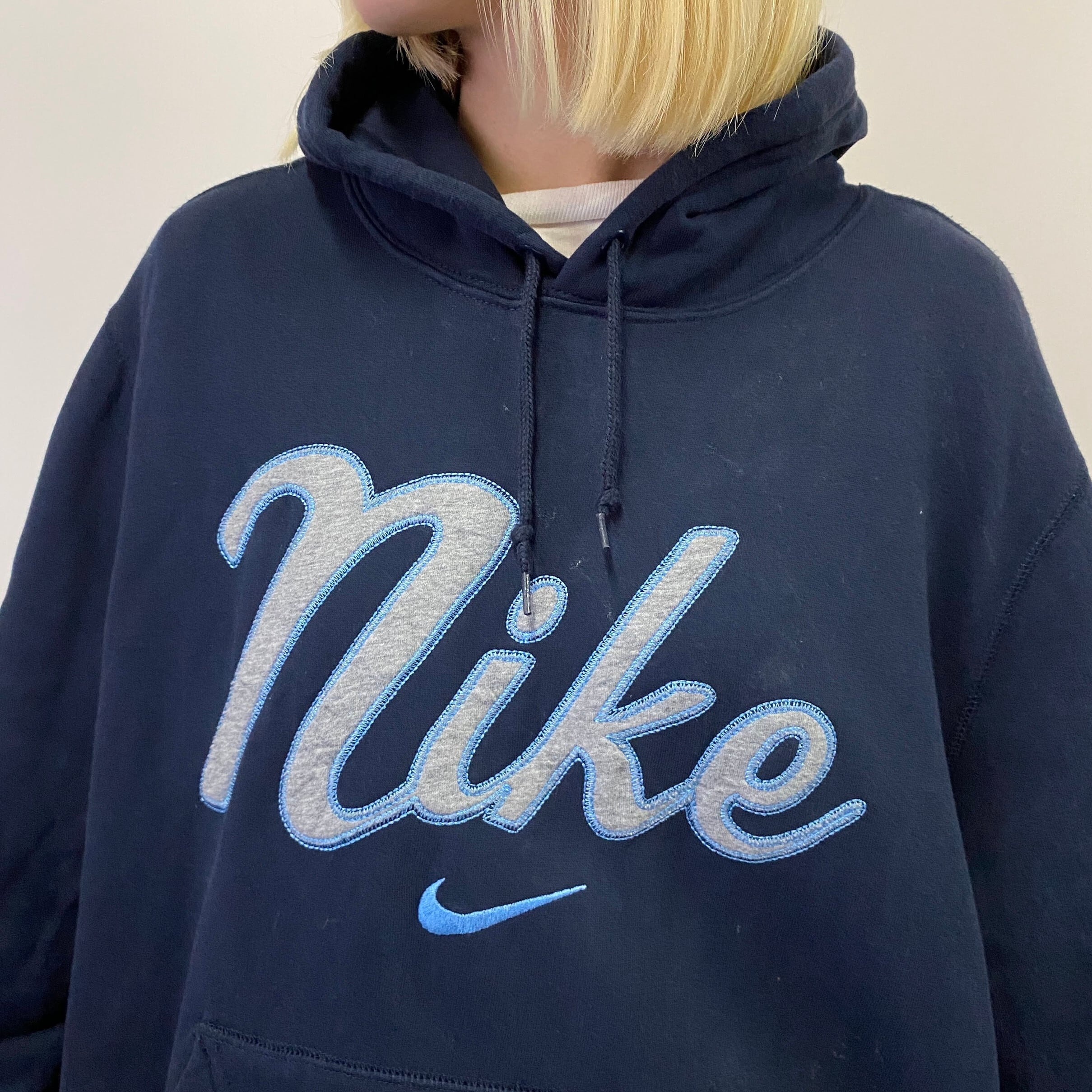 NIKE ネイビー ロゴ入り スウェット 古着 Y2K NIKE ナイキ ビッグロゴ スウォッシュ センターロゴ刺繍 スウェット