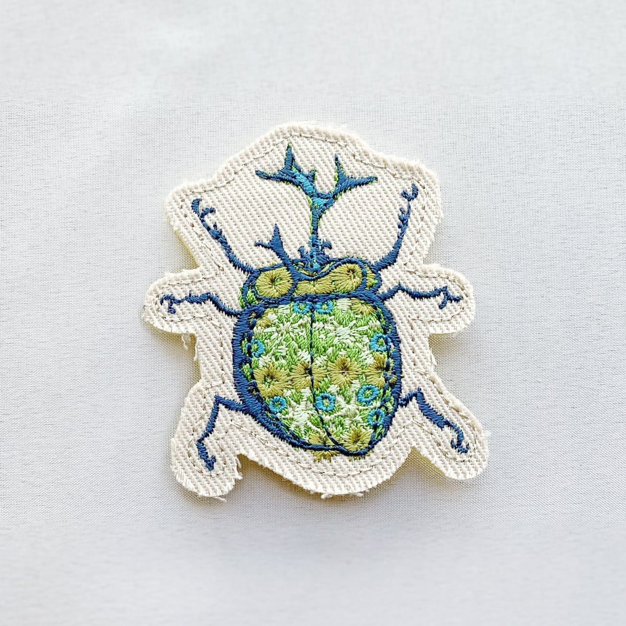 刺繍ブローチ ga.la (br-176)3色