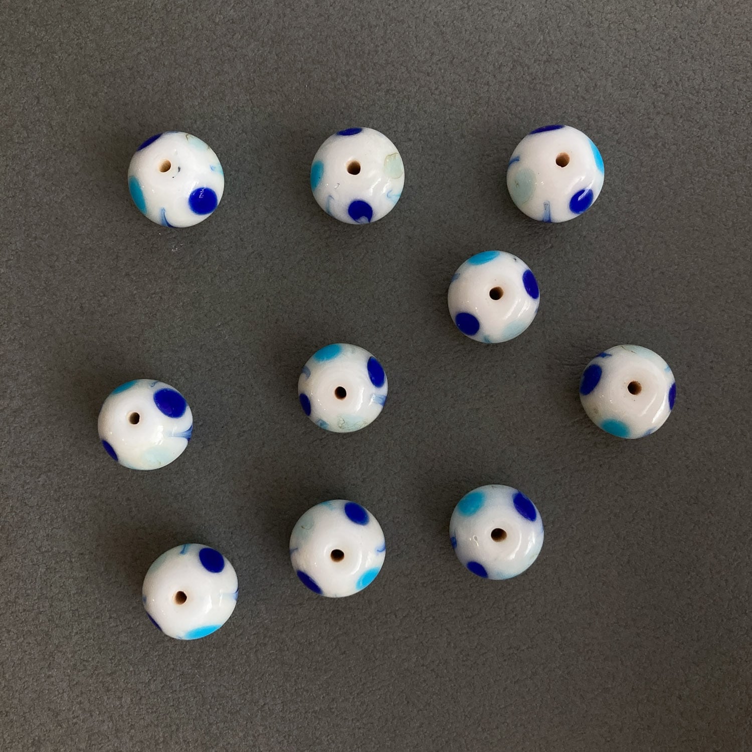 涼しげなしずく模様入とんぼ玉ビーズ | Dua-アクセサリーパーツショップ