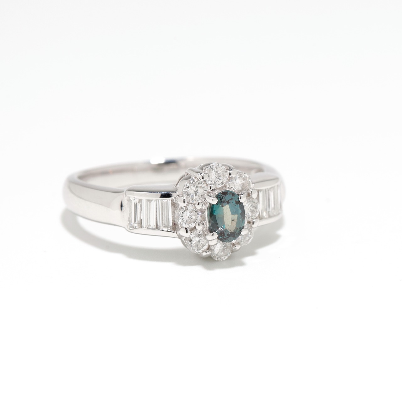 アレキサンドライト リング pt900 / 0.250ct / DA 0.560ct