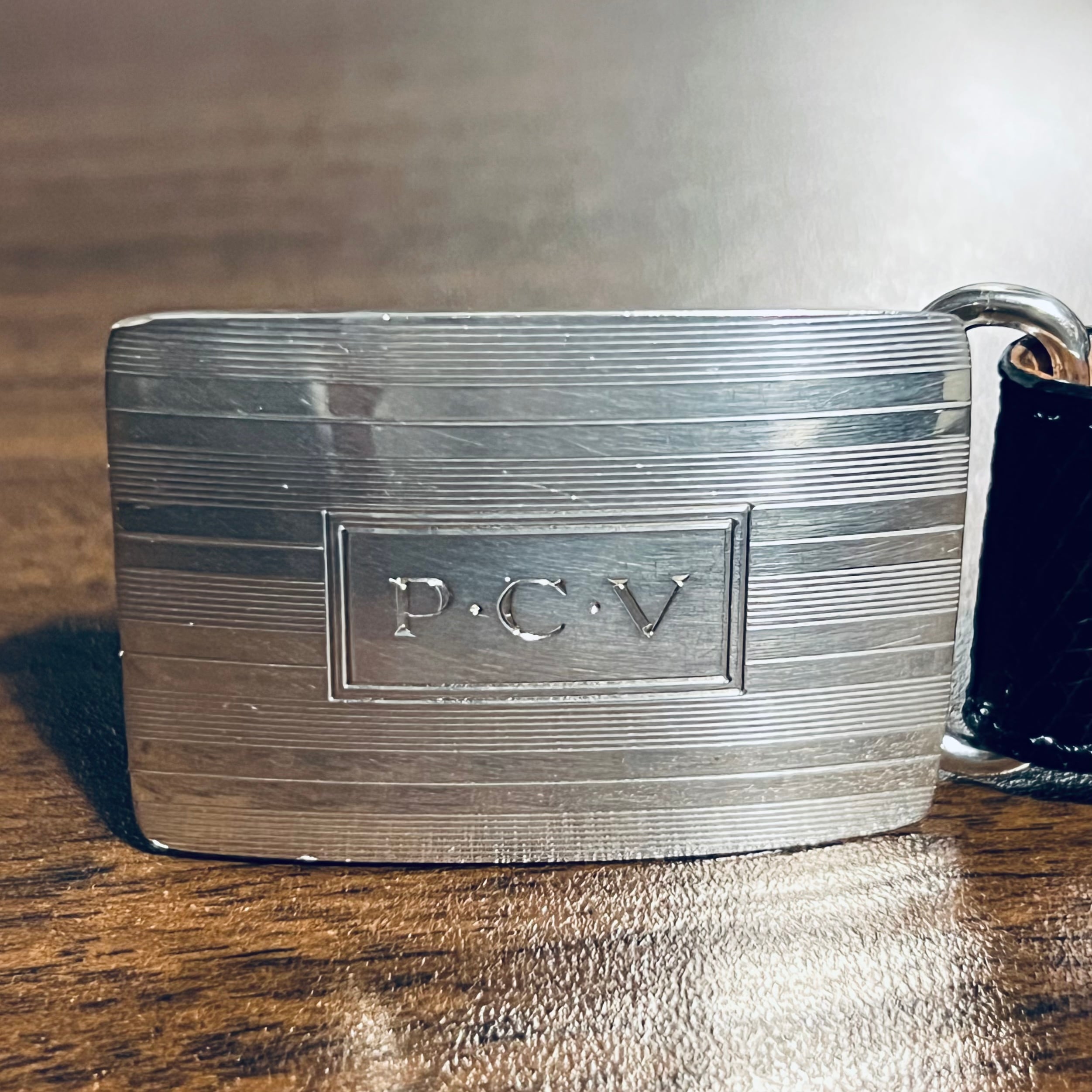 b8587a15b074e9a50bf34e22f5a977  