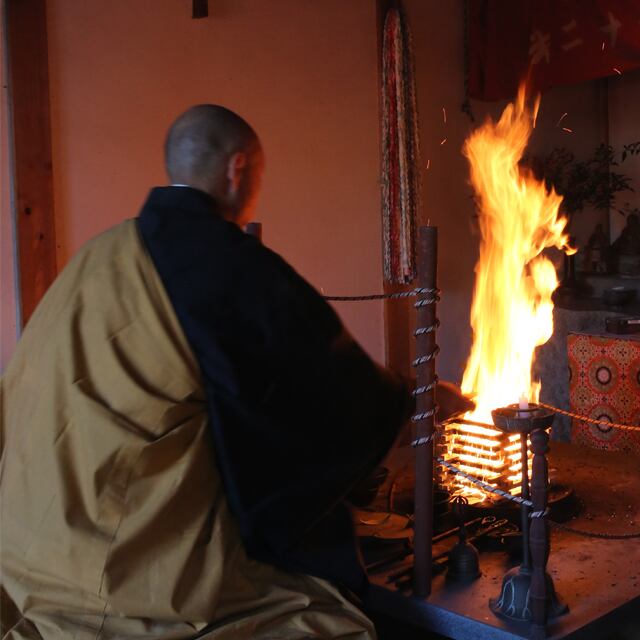 b8595f28e3e5b7ba63a3d2699c51a9