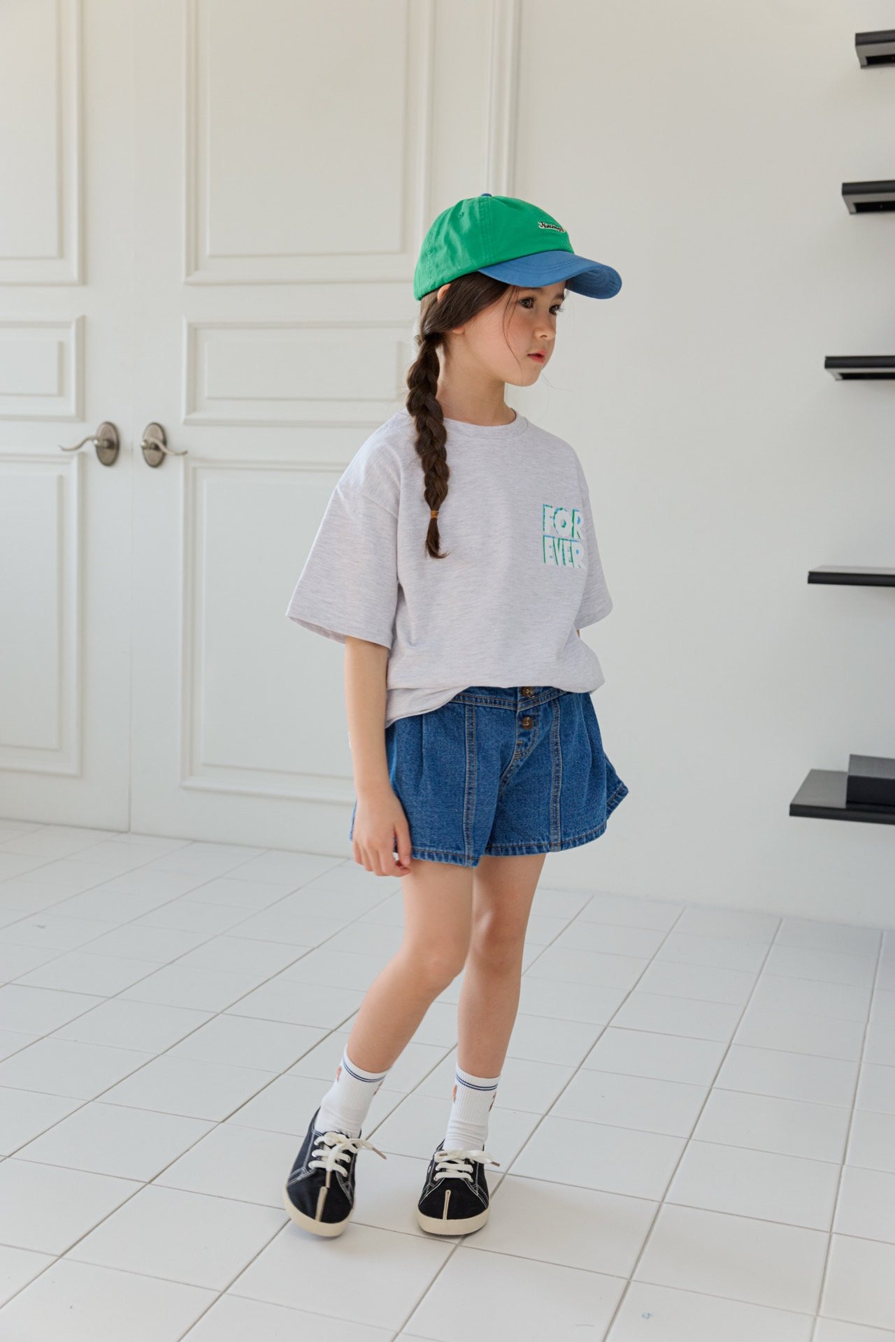 [DOREDORE] Button denim shorts / [도레도레] 단추청반바지