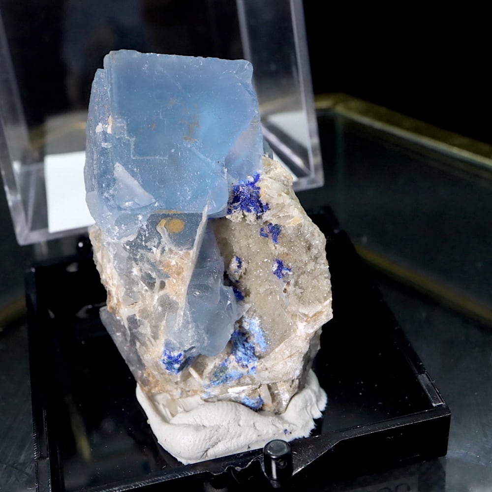 フローライト 蛍石 カリフォルニア産 原石 383g FL451 鉱物　天然石 フローライト 蛍石 カリフォルニア産 原石 383g FL451 鉱物