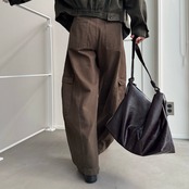 Stitch line volume curve cargo PT/khaki brown