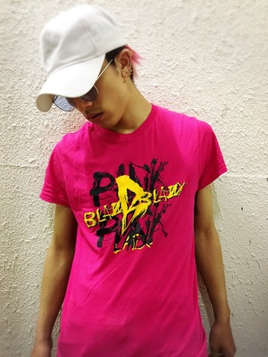 激安販売！！！！!!PINK!BLAZY!Tシャツ