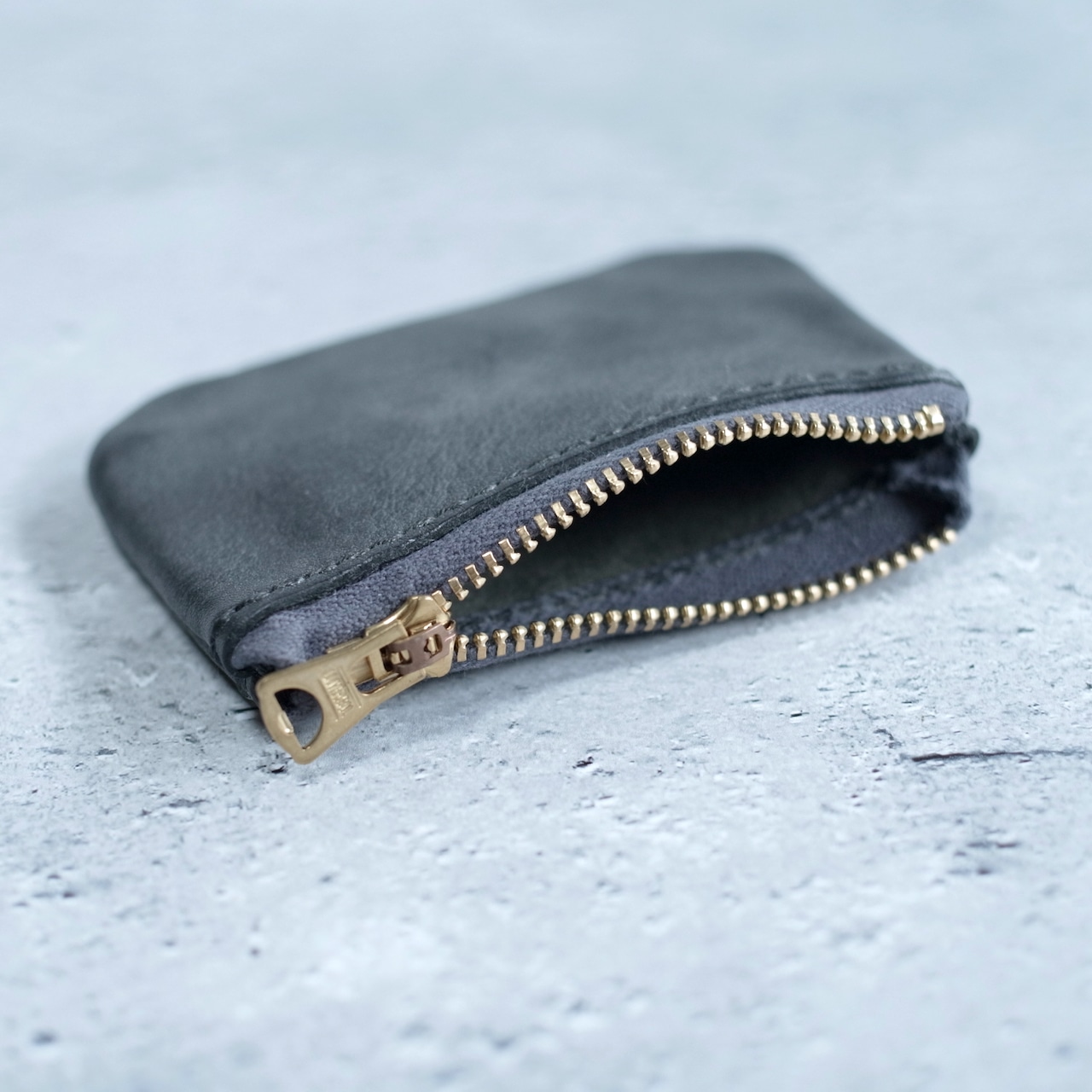 PL POUCH MINI 01 GRAY