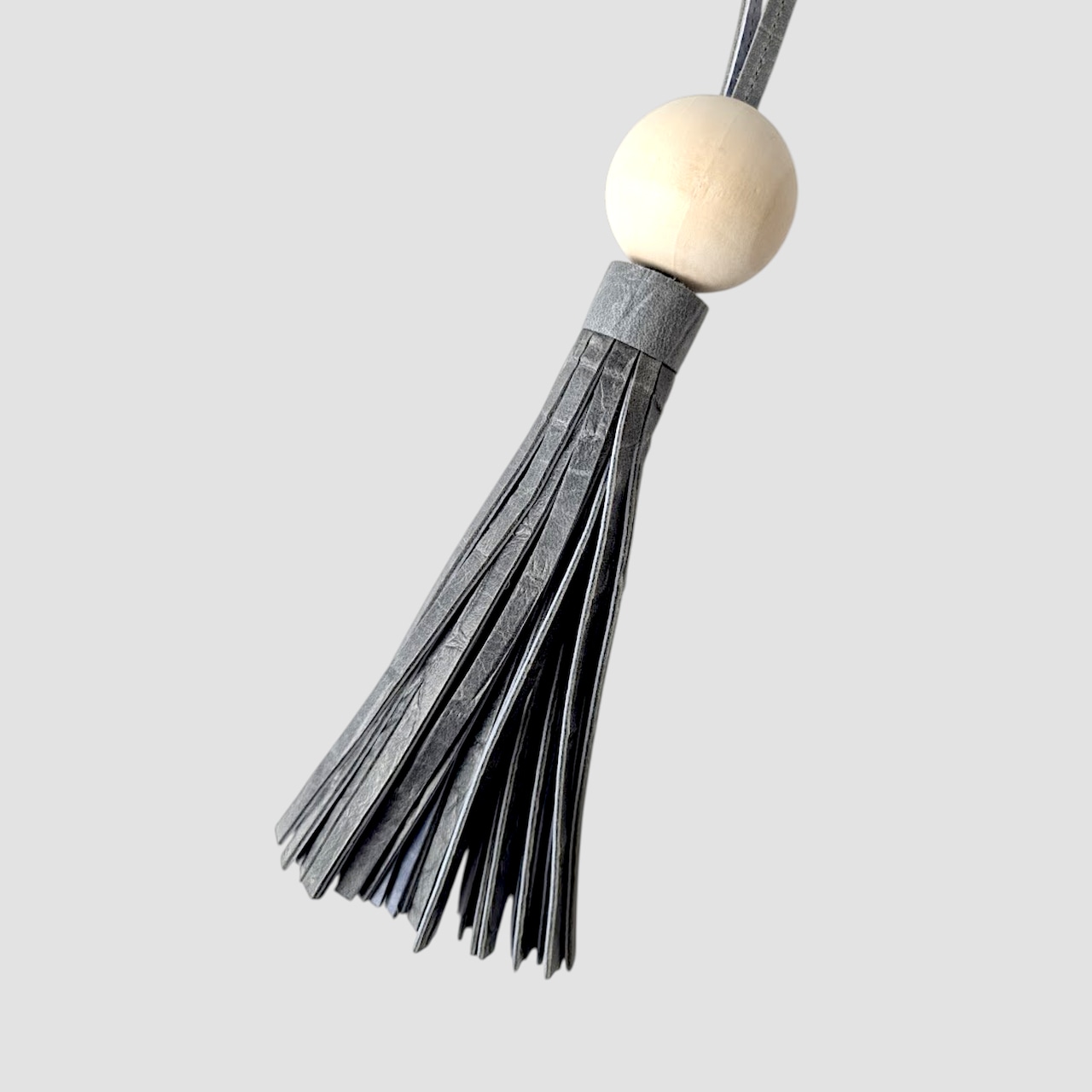 Big Wood Ball Tassel Charm(Gray)