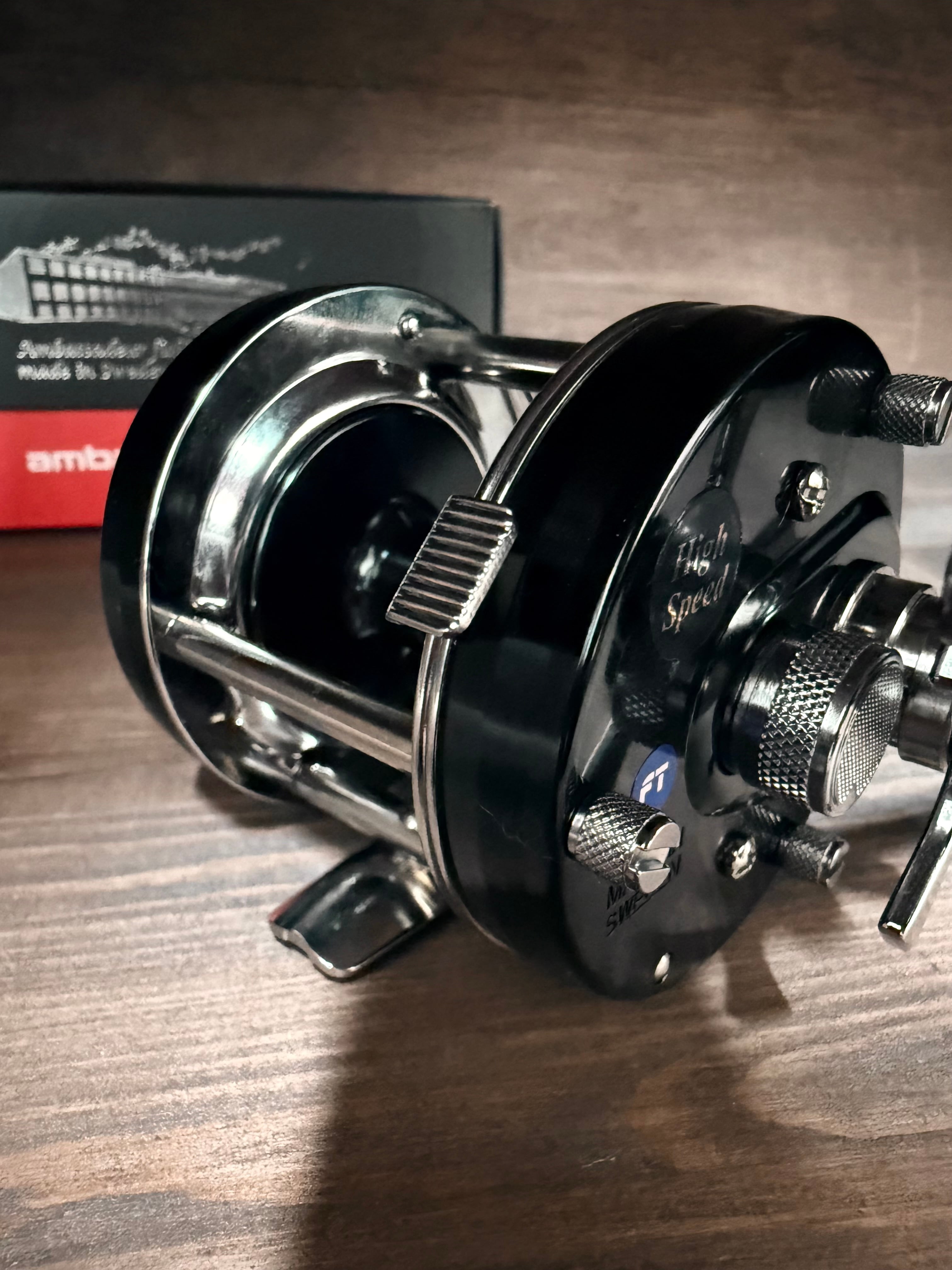 Ambassadeur 5500C / 5501C / 6501C Factory Tuned Black | ルアー