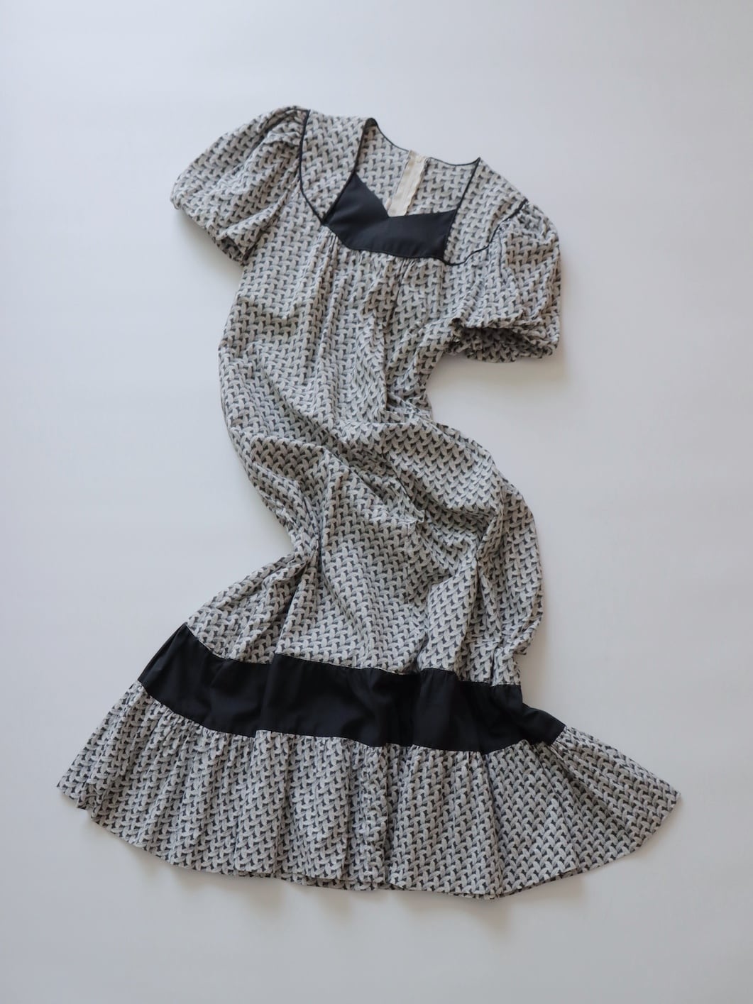 ●70s made in USA puff sleeve & hem design cotton long dress