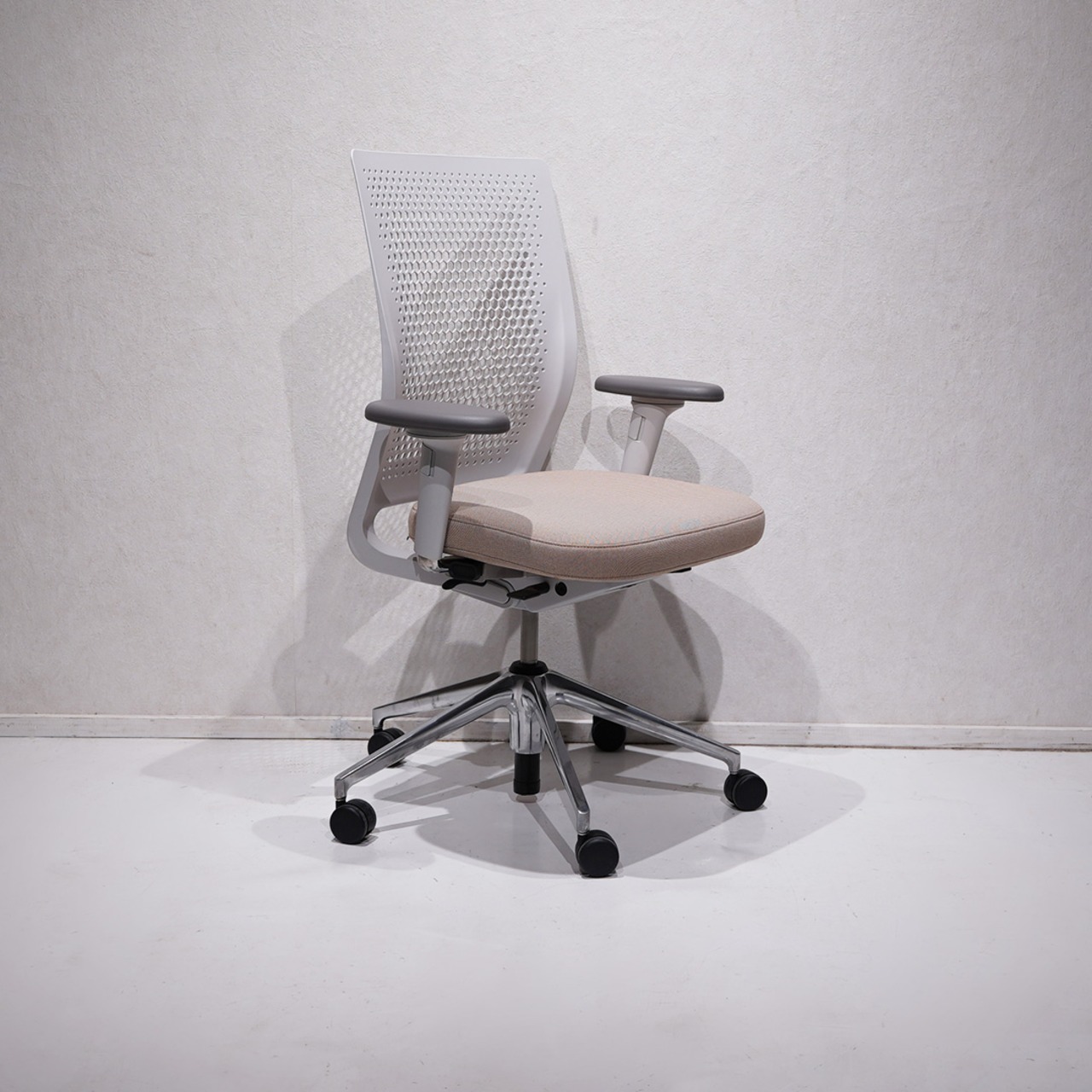 Vitra ID Air デスクチェア / モダン 名作 デザイナーズ チェア ヴィトラ IDエア ワークチェア / Antonio Citterio（Kartell,B&B Italia）