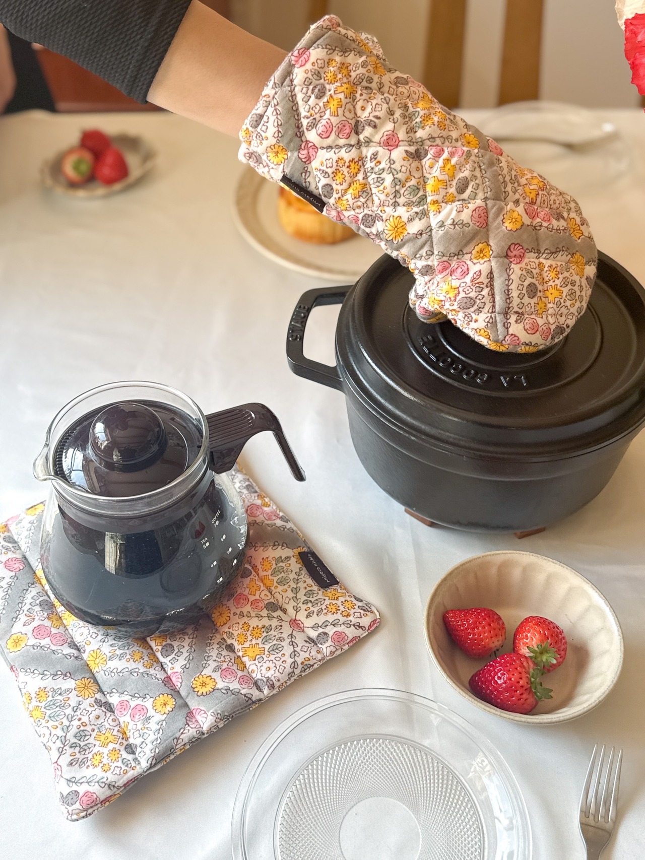 母の日&引越しのお祝いに｜キッチンミトン＆マットセット〈FLOWER〉