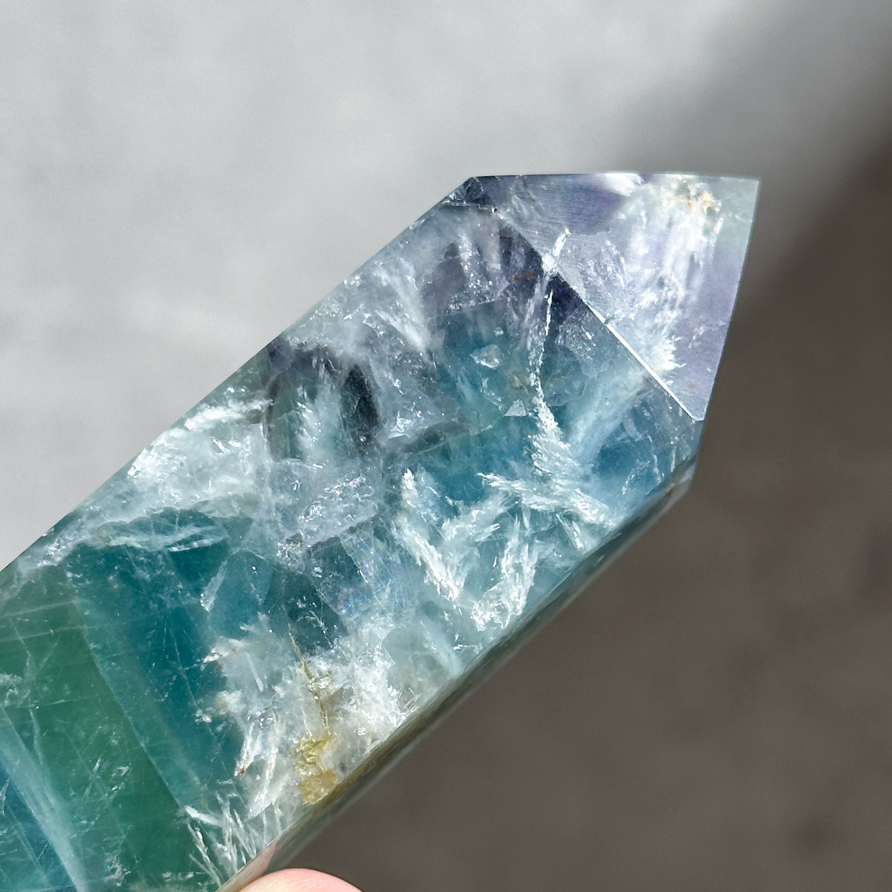 エンジェルフェザーフローライトタワー型32◇ Angel Feather Fluorite