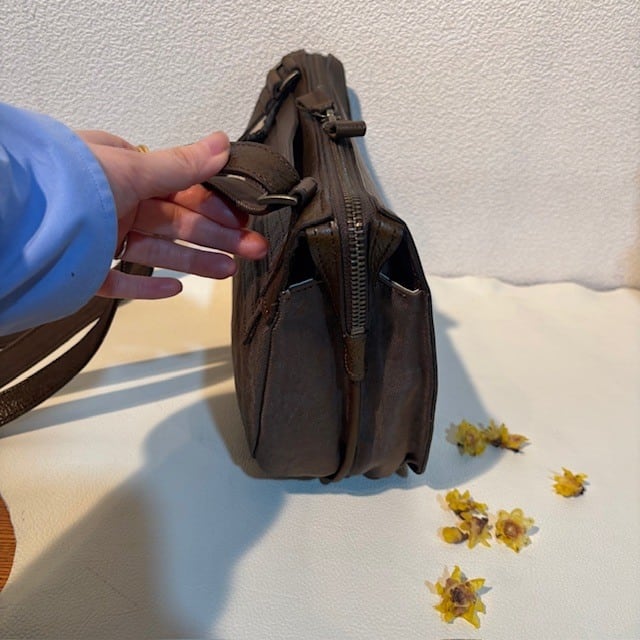 B.stuff　ナイロンコンビショルダーバッグ(ケッパー)