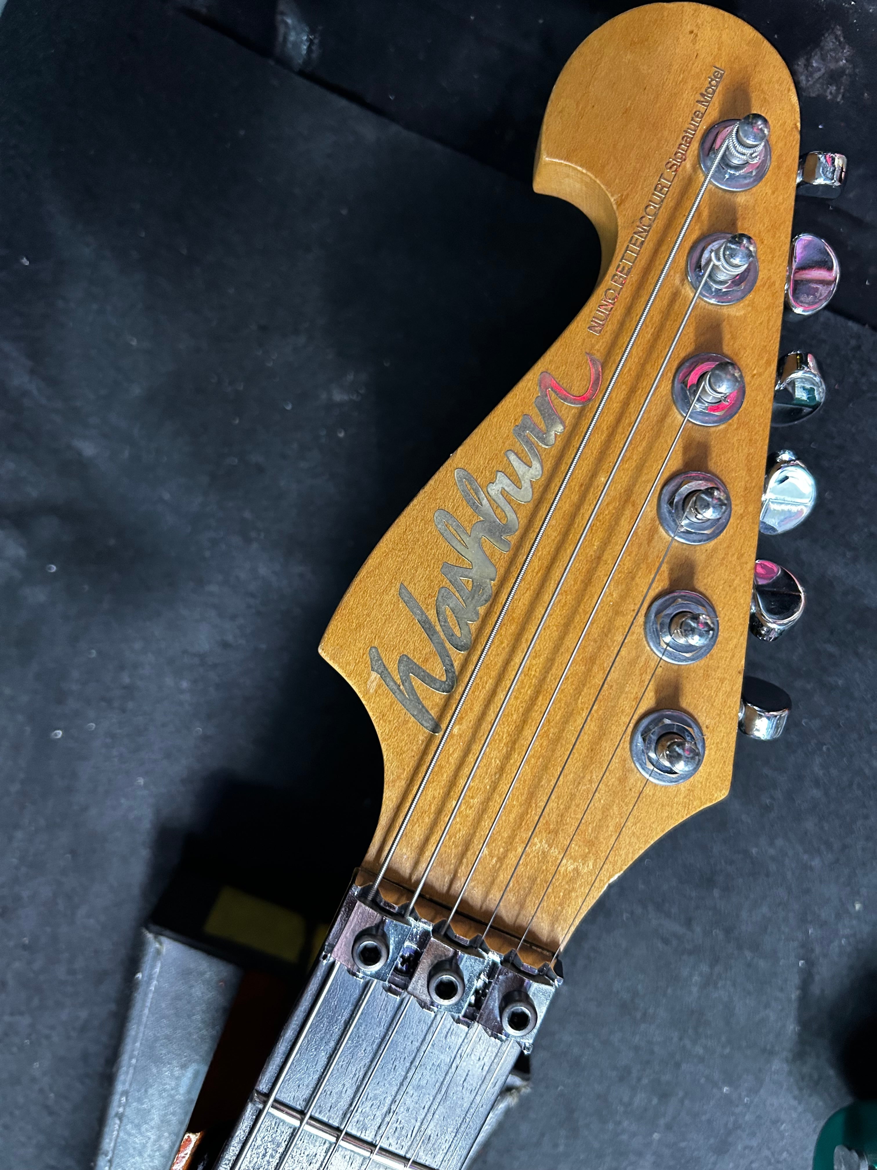 washburn USA N4 BSG1G. 白黒フランケンリフィニッシュ