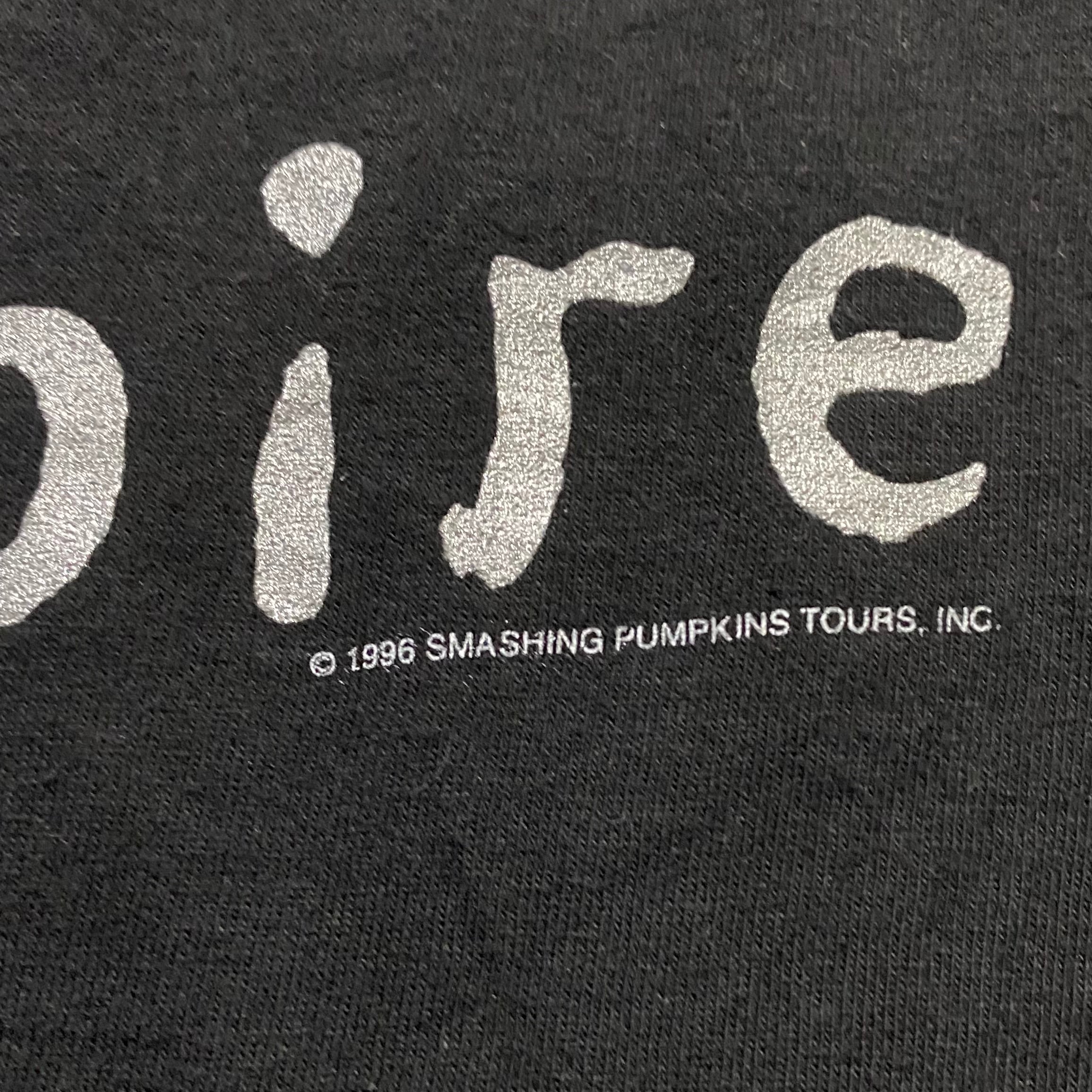 vintage 1996's THE SMASHING PUMPKINS music tee “the world is a