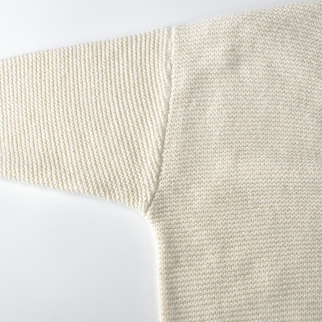 atelier naruse アトリエナルセ ウールVネックニット・オフホワイト レトロなデザインを現代的にアレンジしたニット【送料無料】