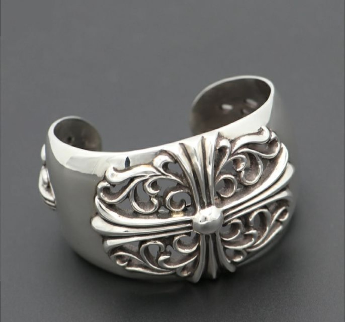 CHROME HEARTS クロムハーツ ワイドカフバングル フローラルクロス 