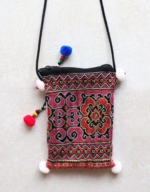 Arocha meets＊モン族 mini bag ＊for smart phone