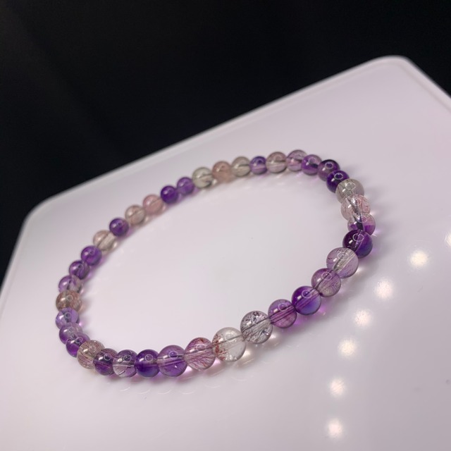 4エレスチャルクォーツブレスレット