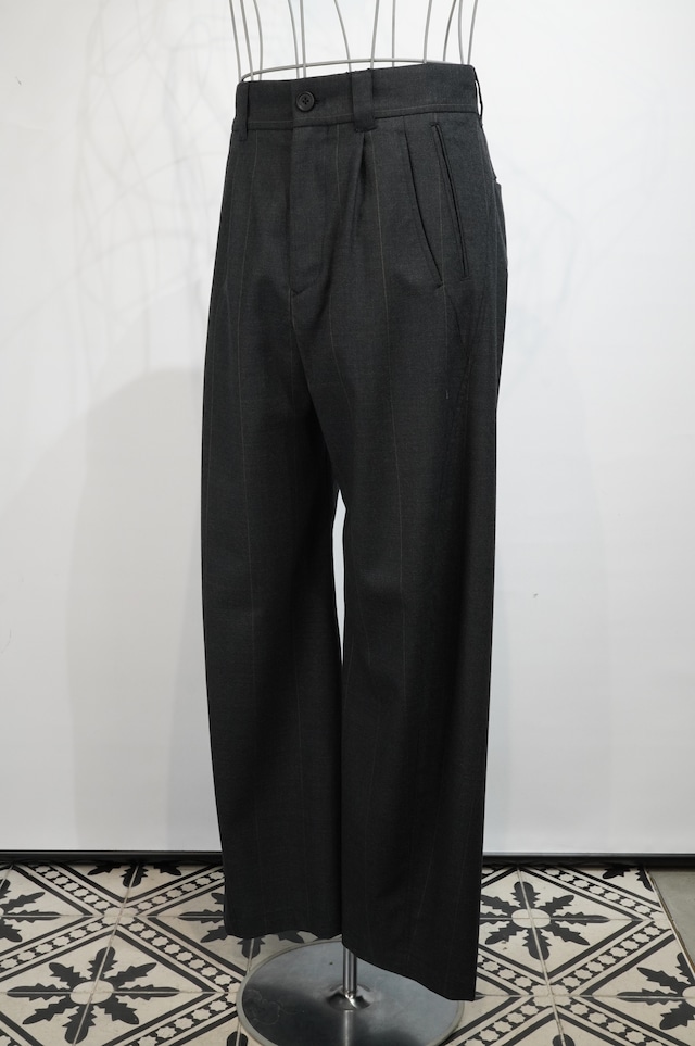 Call / 3D Wide Trousers
