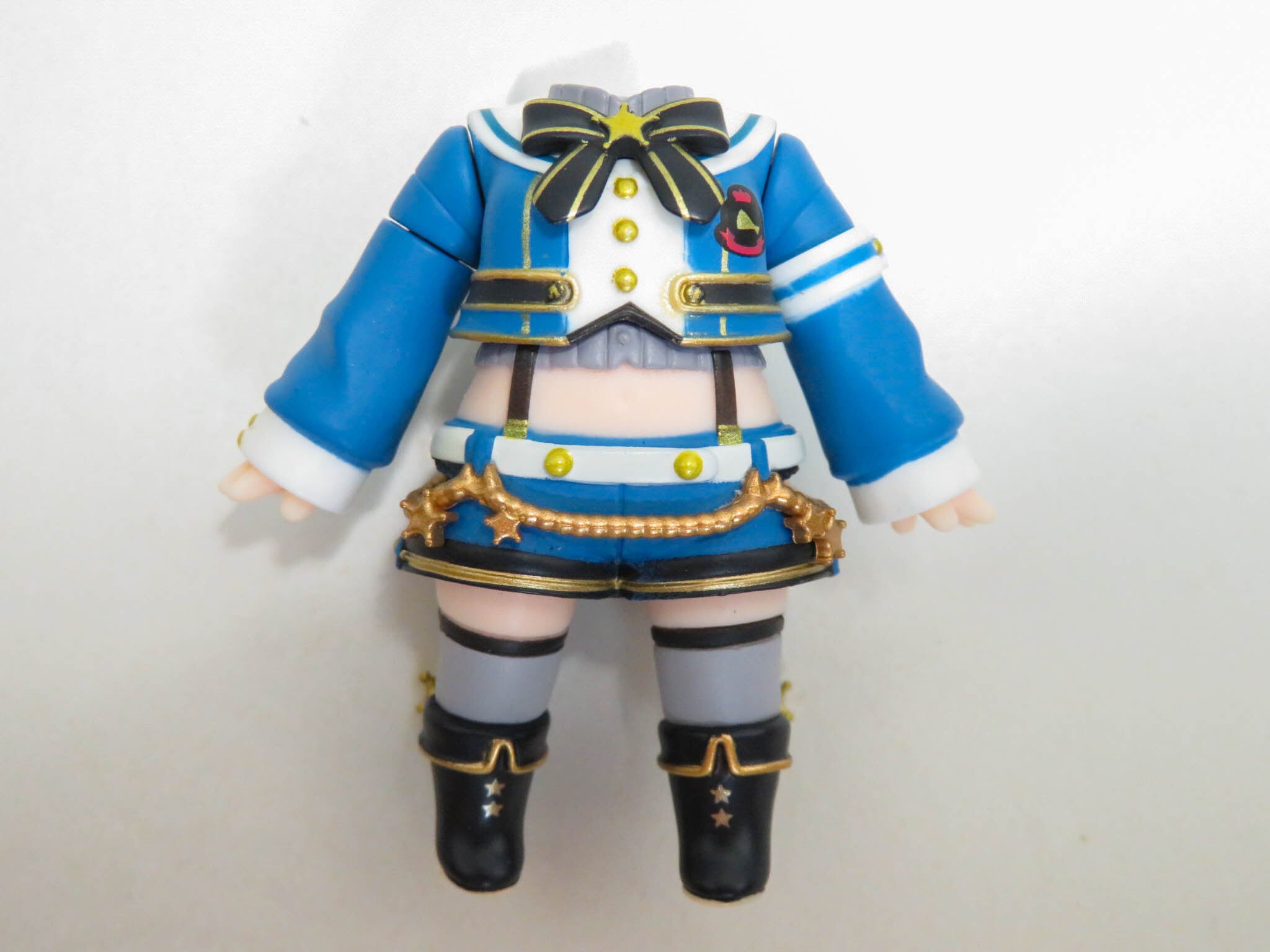 再入荷(A-ランク)【2854】 大空スバル サスペンダー衣装Ver. 体パーツ 私服 ねんどろいど