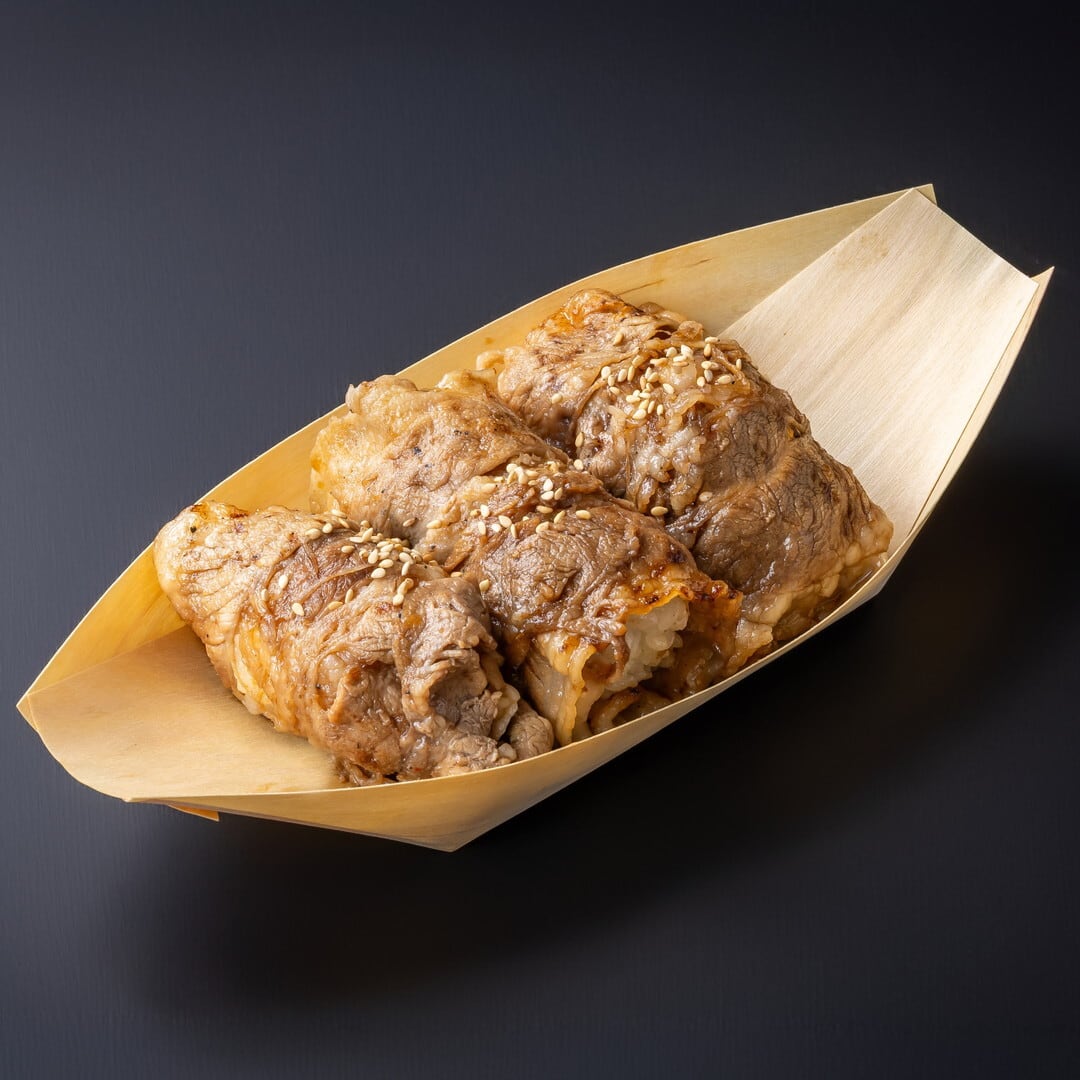 〈焼肉牡丹園〉肉巻きおにぎり 1折