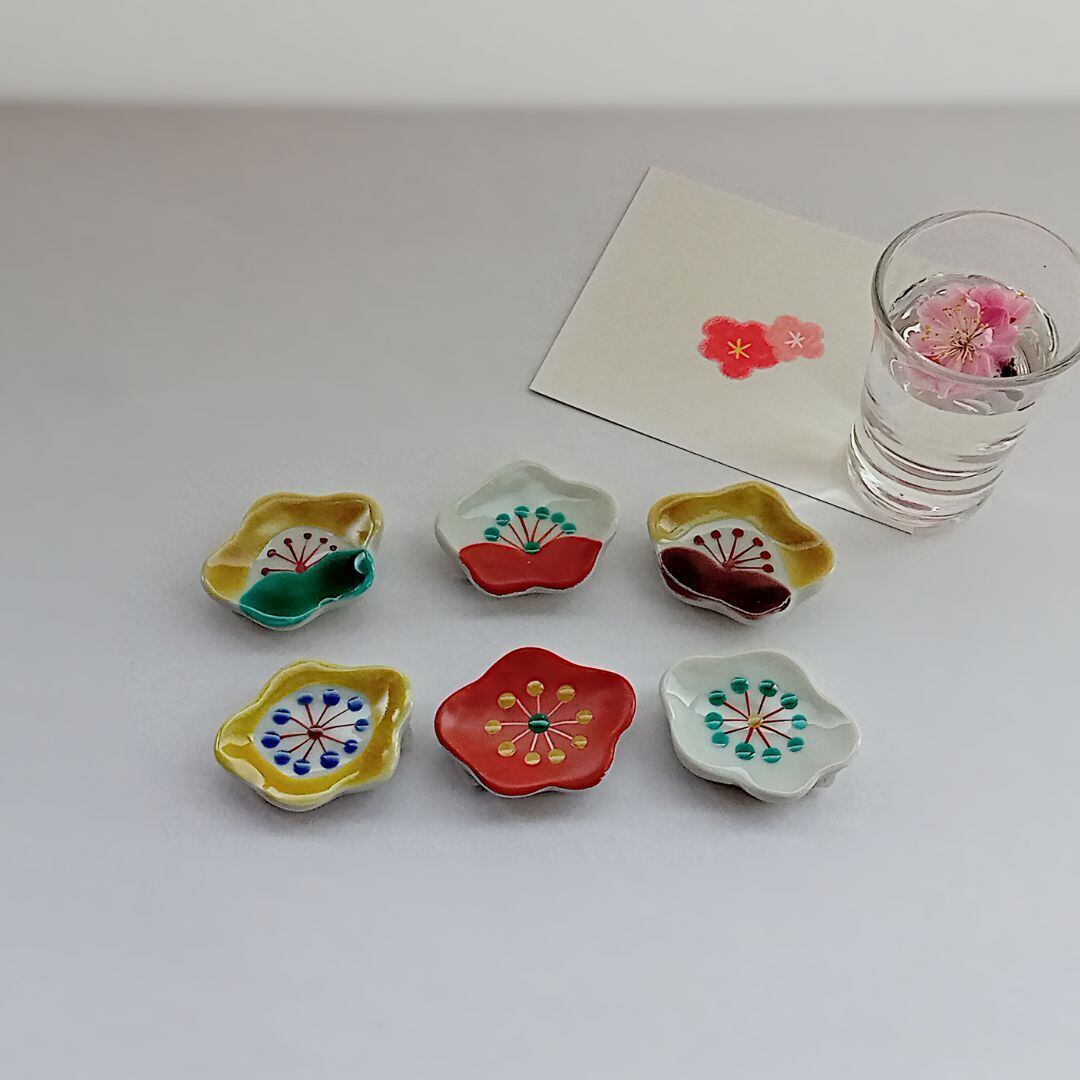 箸置き 楕円梅 赤地陶房/赤地径