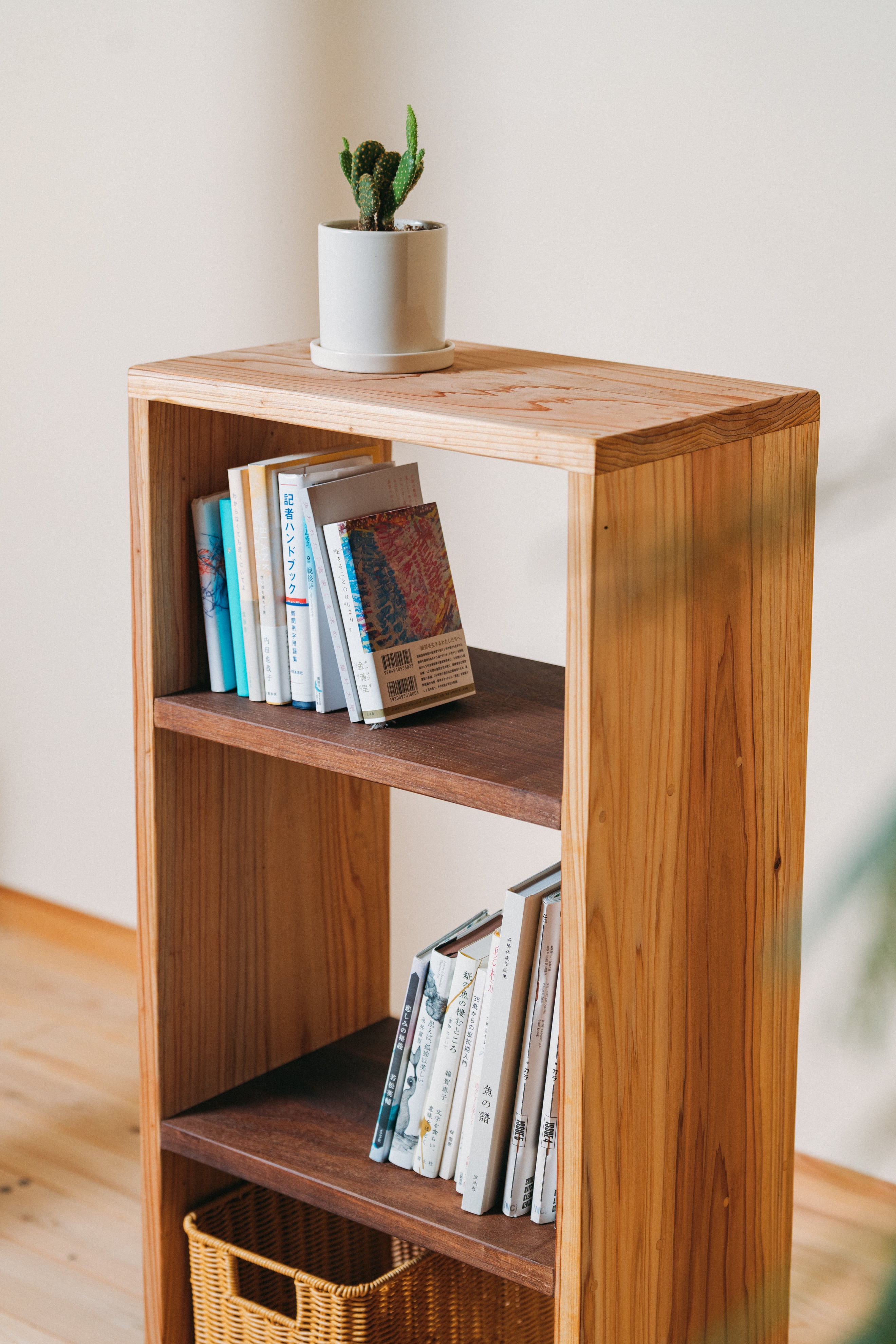 Tana603｜国産杉×ウォールナット 無垢材オープン棚 3段 脚あり