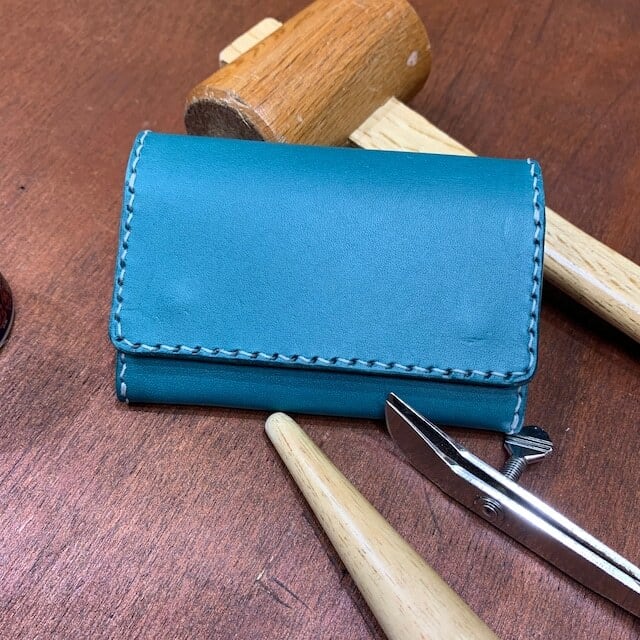 レザークラフト　名刺入れ 切れてる型紙】マチ付き名刺入れ | and leather 【初心者～中級者の