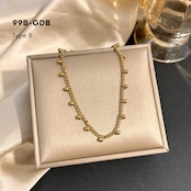 99B タッセルブレスレット