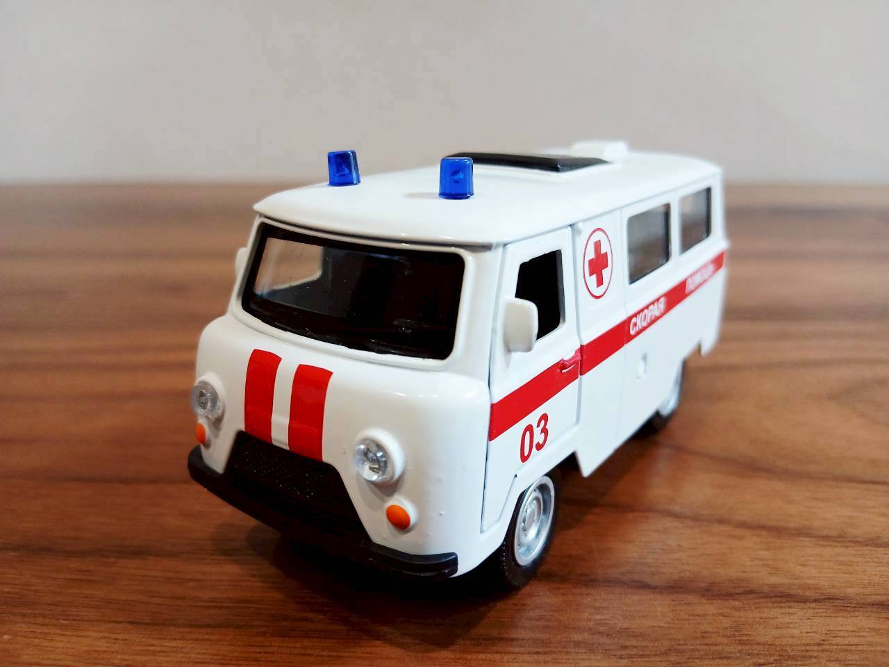 モデルカー | 中島雑貨 -ロシア直輸入販売-