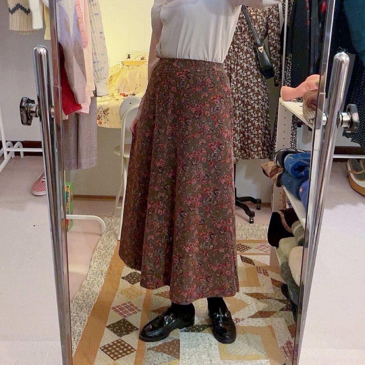 dark brown flower corduroy skirt