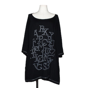 TRICKS Meaningless words drape big Tshirt Deep collar