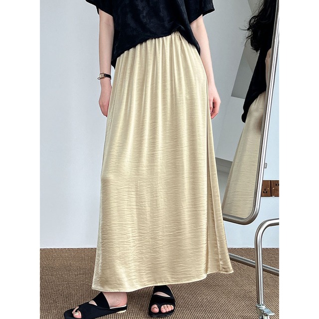 スカート ボトムス レディース ギャザー 春 夏 ロング丈 アンクル丈 フレア Aライン ウエストゴム ドレープ ツヤ感 ホワイト 白 シャンパンゴールド 無地 M L 薄手 しわ感 サテン パーティー  ホテル レストラン 体型カバー 楽ちん 高見え 着回し デイリー コーディネートしやすい スタイルアップ 涼しい シンプル エレガント きれいめ おしゃれ デキる女風 存在感 主役級 上品 華やか セレブ  高級感 ママ 母 20代 30代 40代 50代 女子会 休日 デート お出かけ SNS 映え
