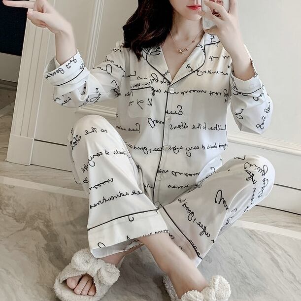 英字 ロゴ入り パジャマ ルームウェア 長袖 シャツカラー モノトーン 総柄 オシャレ スタイリッシュ カッコいい 春 秋 A0497 Macaron