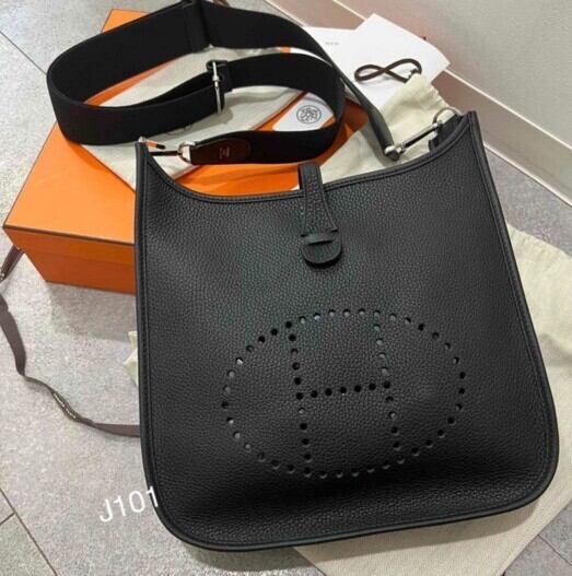 HERMES エルメス エヴリン PM ブラック ノワール シルバー金具 