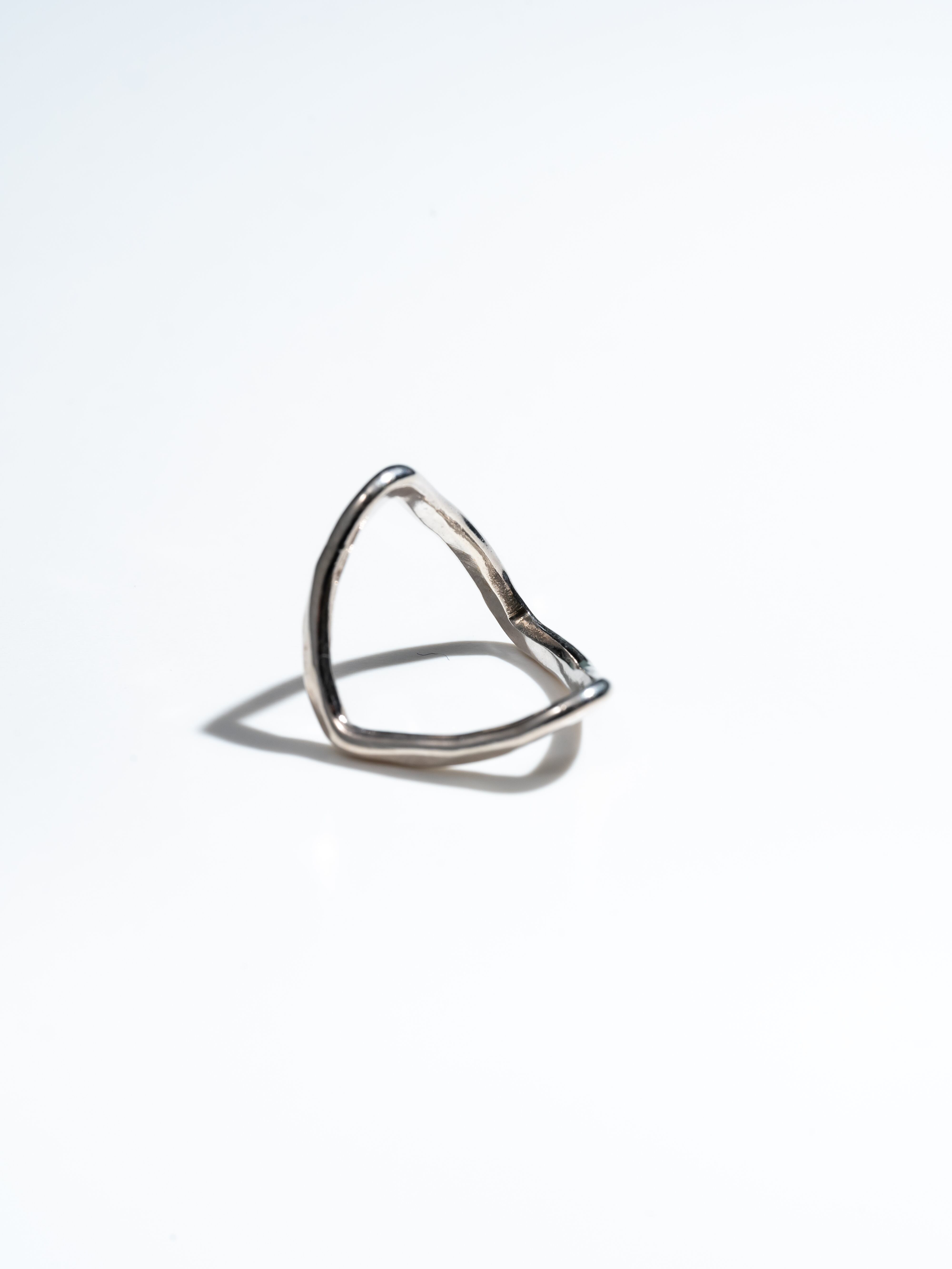 Vintage sterling silver hammer processing shark ring