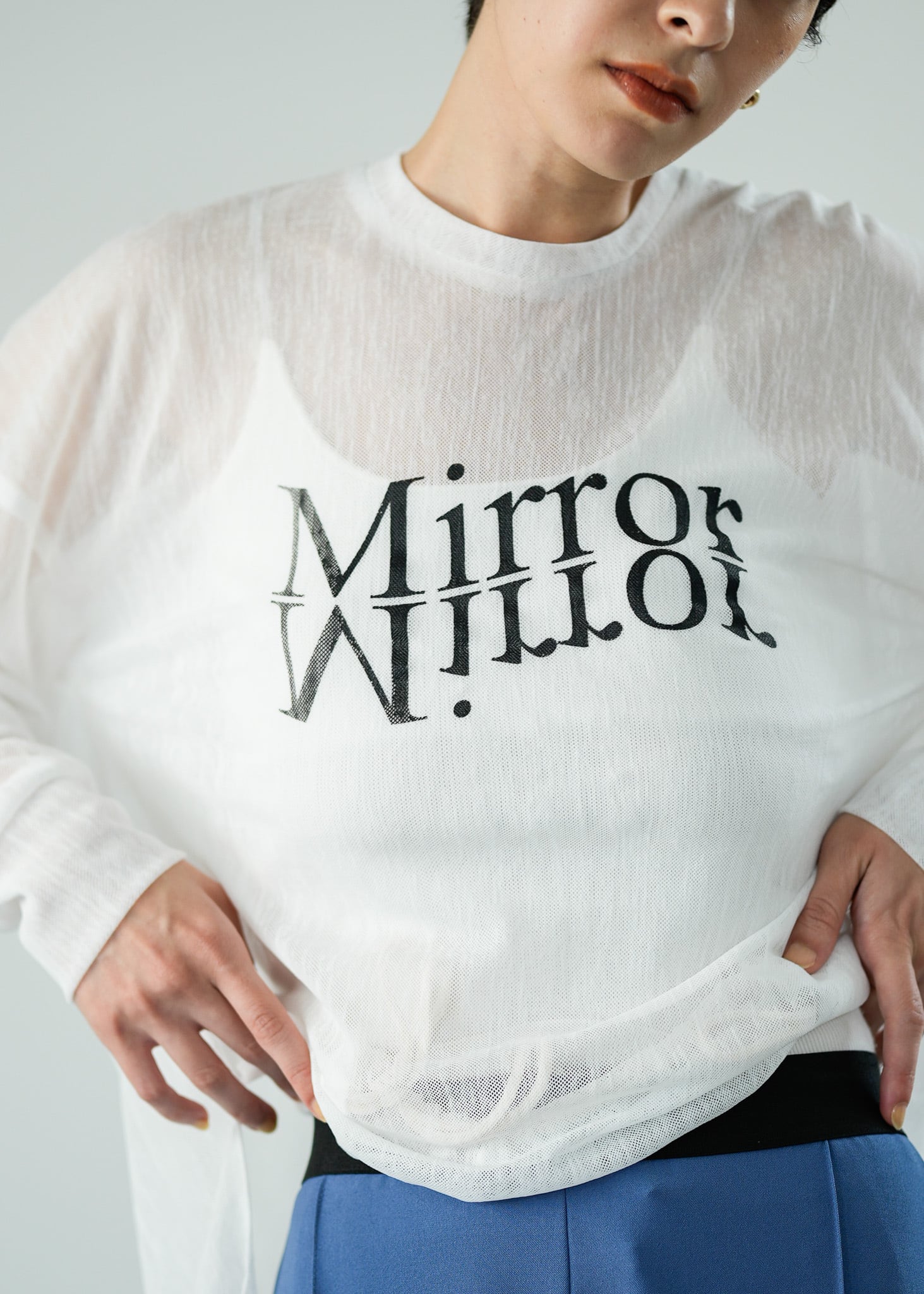 メッシュロゴプルオーバー 2611574 ラリアムー