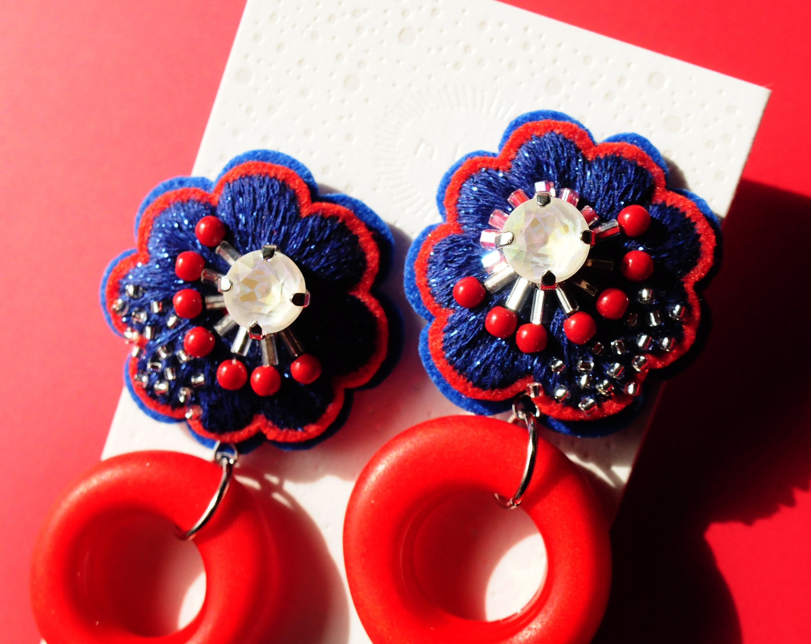 < No Name ~名前のない花~ >『 AO AKA 』イヤリング