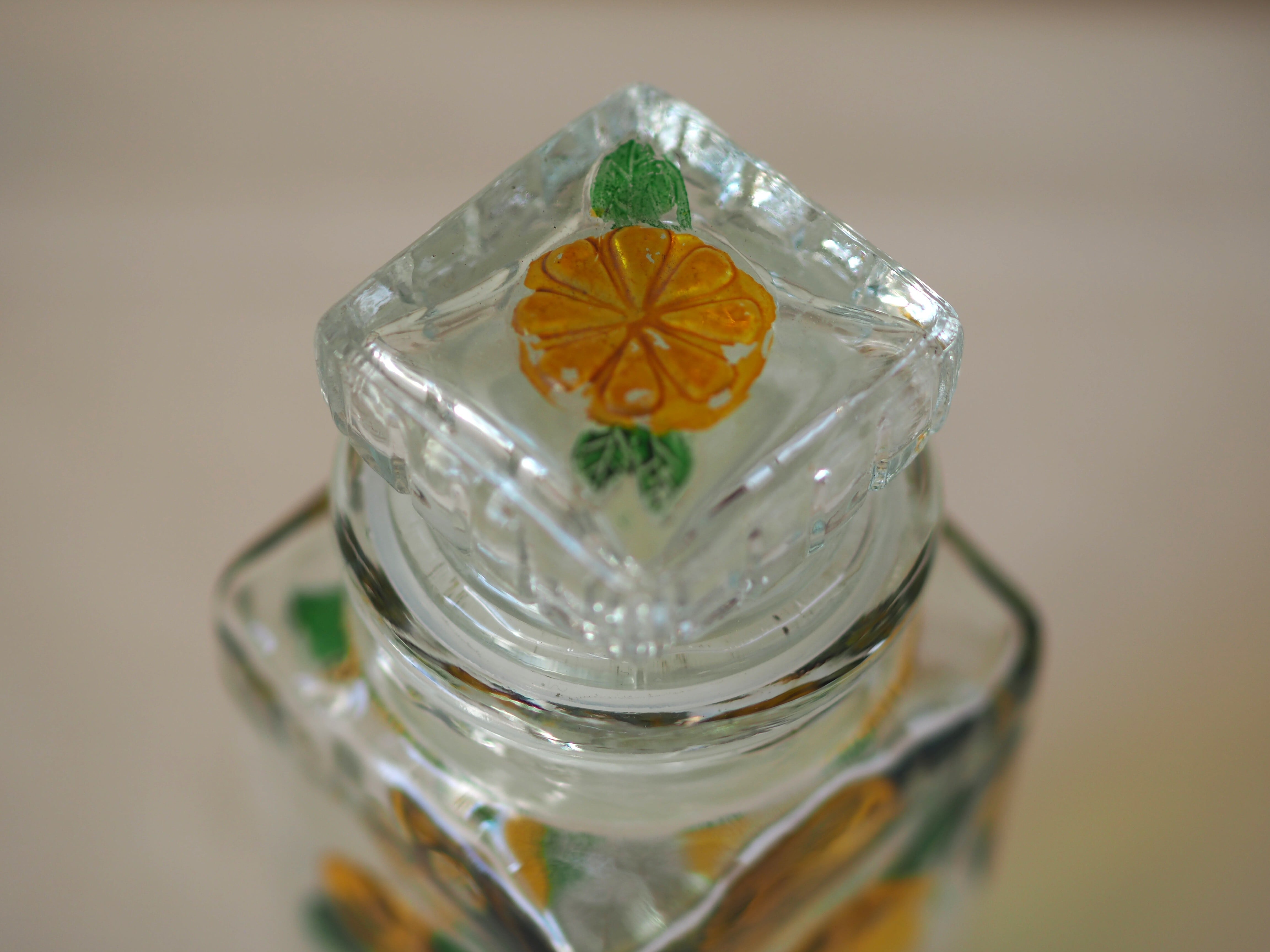 レトロなガラスの保存瓶 | ソラシカ散歩