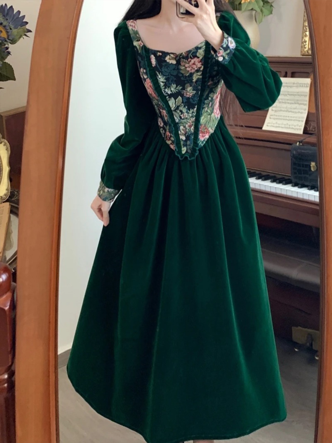 【0108】Green Slim Classic Long Sleeve Dress