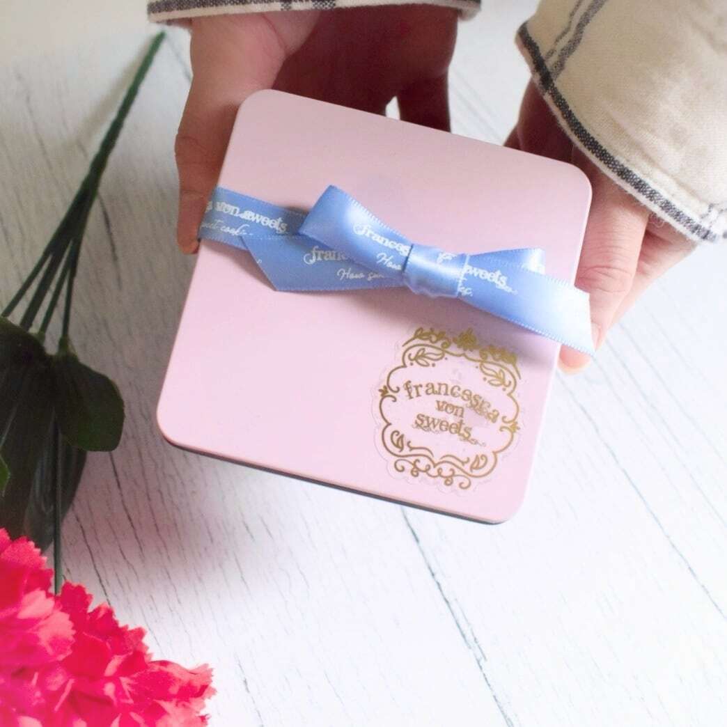 Monicaページ/アイシングクッキー MOM'S FAVORITE ミニアイシングクッキー缶 | Francesca von Sweets