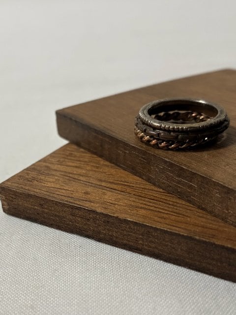 1990's Curving Design Trinity Ring