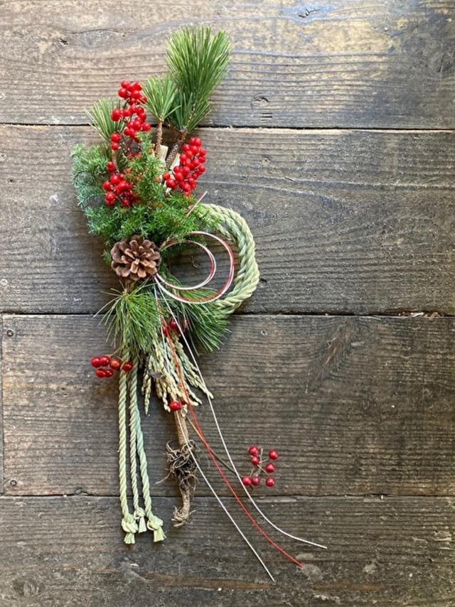 根引き松の正月飾り